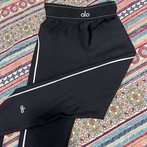 Alo Black Leggings with White Trim